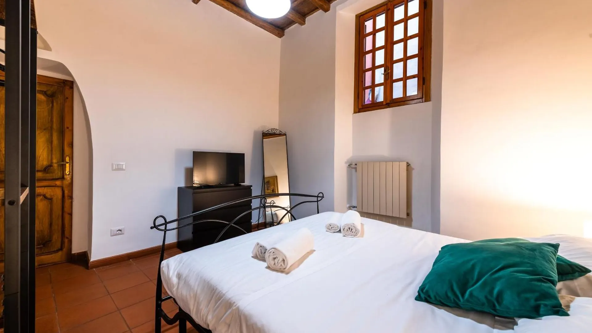 San Calisto Apartment Rome