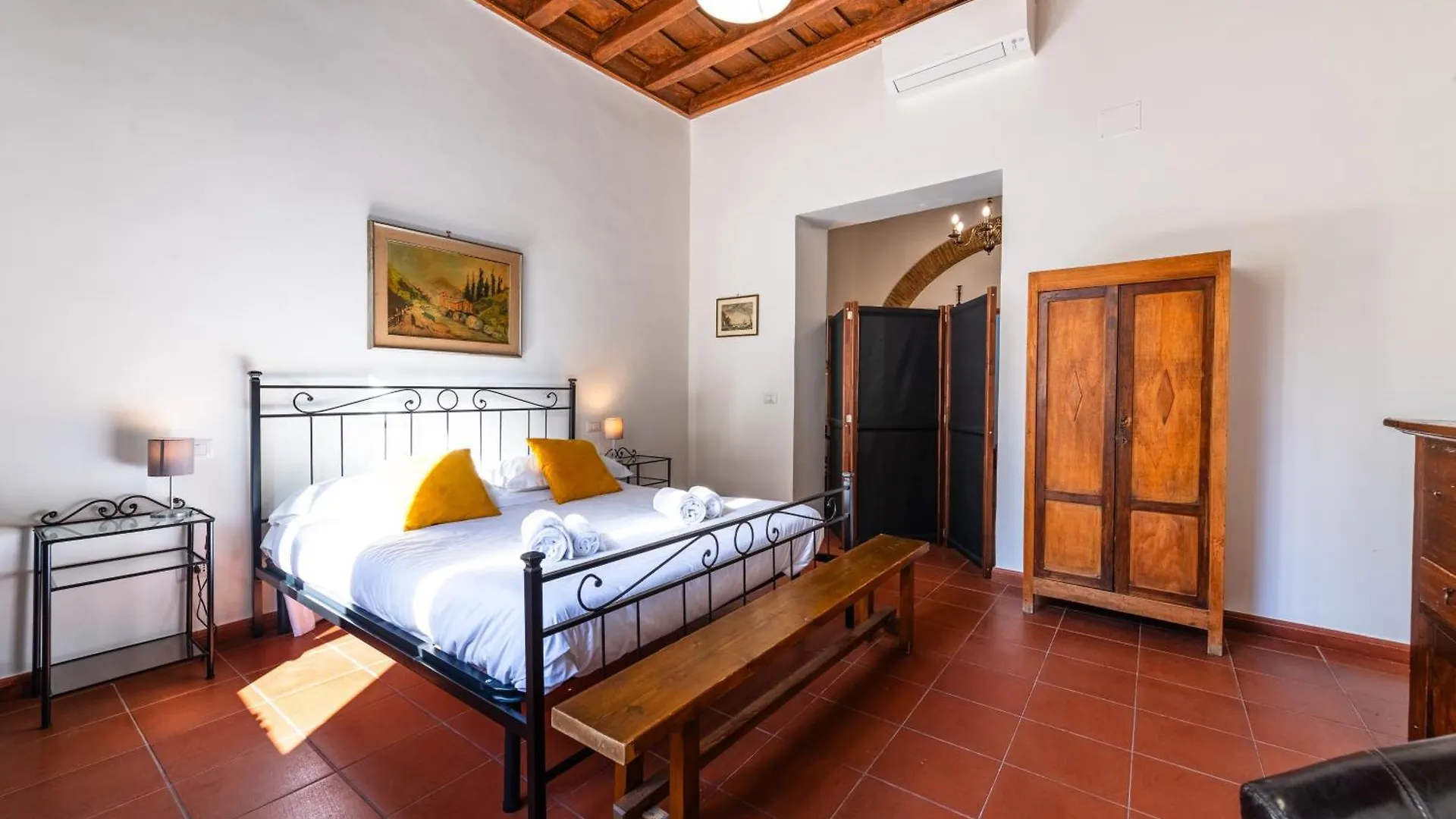 San Calisto Apartment Rome